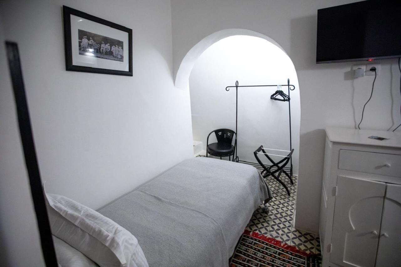 Dar Lalzohra Bed & Breakfast ราบัต ภายนอก รูปภาพ