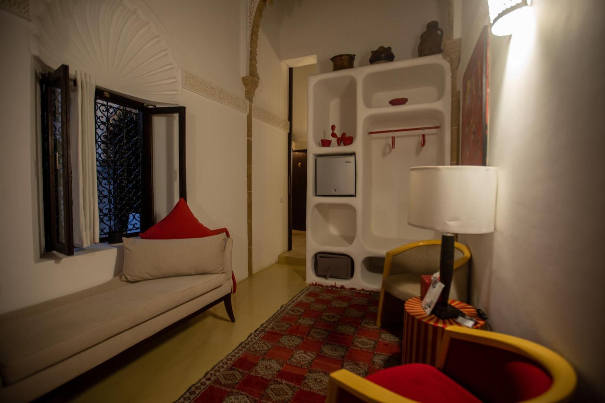 Dar Lalzohra Bed & Breakfast ราบัต ภายนอก รูปภาพ